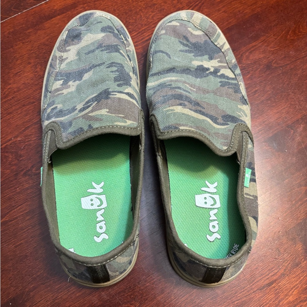 Sanuk Camo Slip-On Men’s Shoe, Size 10.5